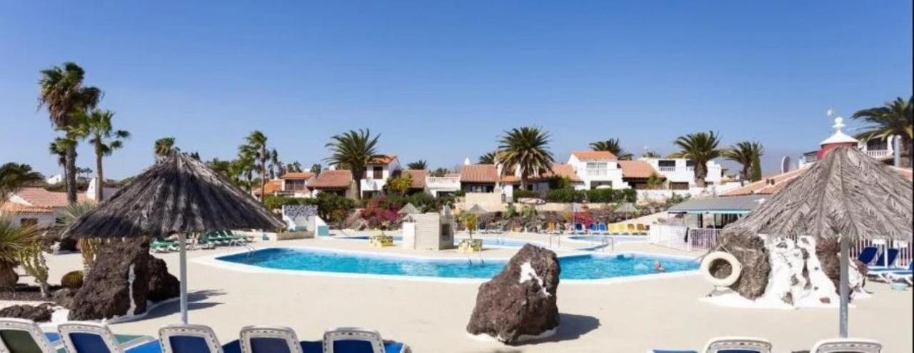 Luxury Newly Refurbished Modern Apartment With Stunning Mountain Views - Xmas And Ny 2025-2026 Now Booking سان ميغيل ذي أبونا المظهر الخارجي الصورة