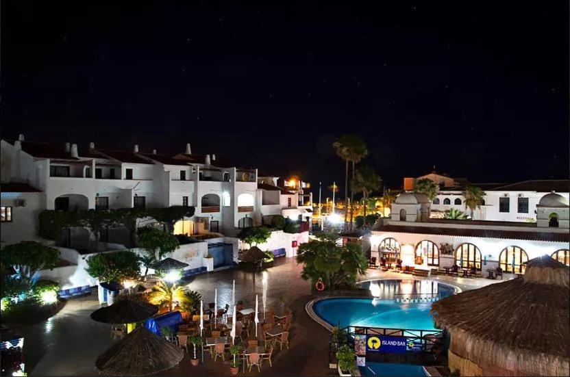 Luxury Newly Refurbished Modern Apartment With Stunning Mountain Views - Xmas And Ny 2025-2026 Now Booking سان ميغيل ذي أبونا المظهر الخارجي الصورة