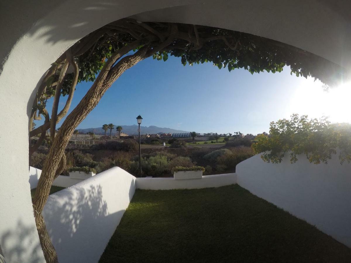 Luxury Newly Refurbished Modern Apartment With Stunning Mountain Views - Xmas And Ny 2025-2026 Now Booking سان ميغيل ذي أبونا المظهر الخارجي الصورة